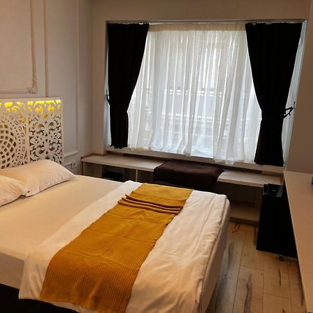 Aysa Hotel Istanbul Bagian luar foto