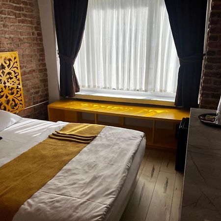 Aysa Hotel Istanbul Bagian luar foto