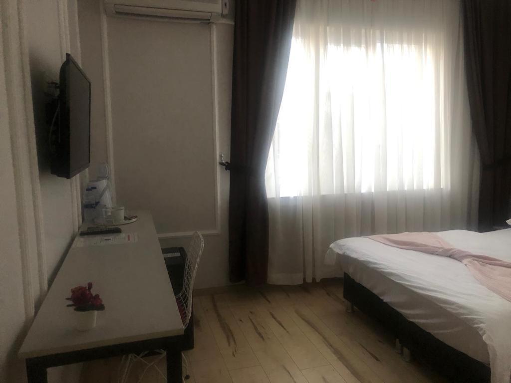 Aysa Hotel Istanbul Bagian luar foto