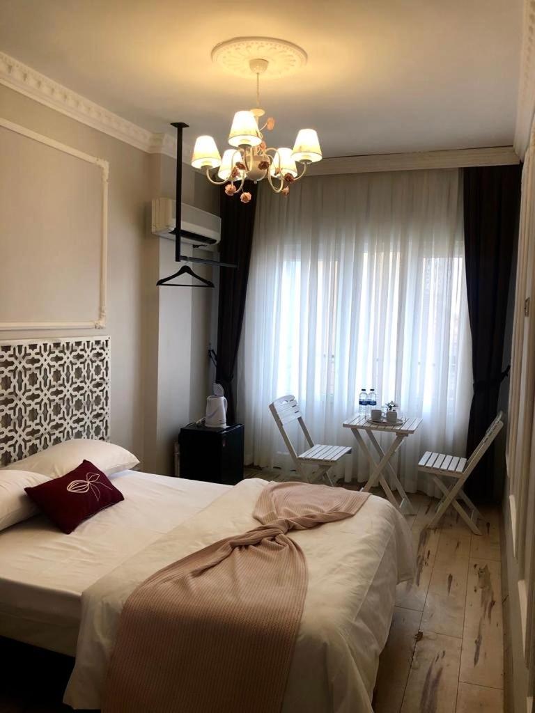 Aysa Hotel Istanbul Bagian luar foto